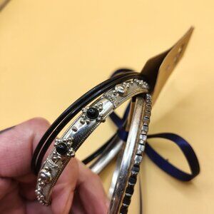 Elegant Silver and Black Women's Bangle Set